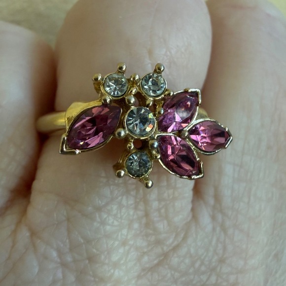 Avon 1976 VTG Gold Tone Pink champagne Marquise Rhinestone Cluster cocktail Ring - Picture 3 of 10
